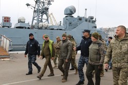 В Одесской области новый министр обороны ознакомился с инфраструктурой военного флота