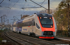 Новый дизель-поезд для "Бессарабского экспресса" уже прибыл в Одессу (ФОТО)