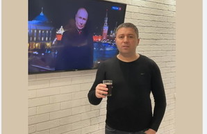 Депутат из Одесской области поздравил с новым годом на фоне Путина