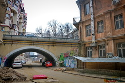 В Одессе начали бетонировать Деволановский спуск (ФОТО)