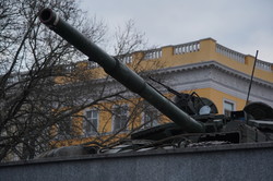 В центре Одессы появилась украинская бронетехника (ФОТО, ВИДЕО)