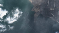 Горящий русский военный корабль видно из космоса (ФОТО, ВИДЕО)