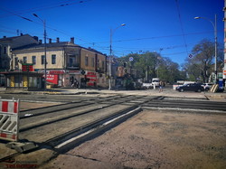 В Одесі завершують ремонт трамвайних колій біля "Привозу" (ФОТО)
