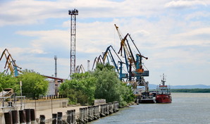 За травень дунайські порти Одеської області збільшили перевалку зерна