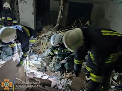 Внаслідок російського ракетного удару по житлових будинках в Одеській області загинули люди (ВІДЕО, оновлено)
