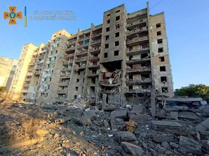 Внаслідок російського ракетного удару по житлових будинках в Одеській області загинули люди (ВІДЕО, оновлено)