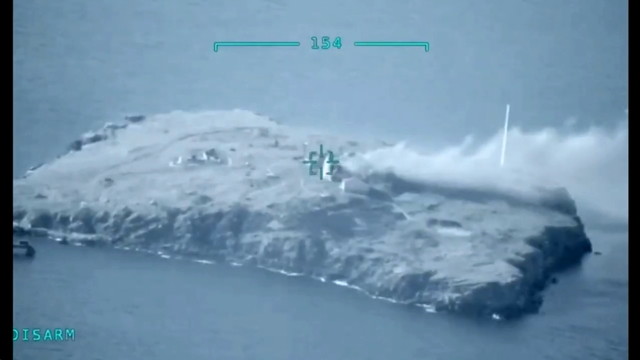 Острів Зміїний росіяни намагалися бомбити