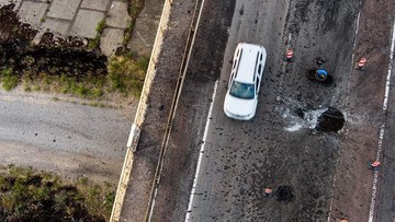 ЗСУ завдали ще одного удару по Антонівському мосту у Херсоні: рух припинено (ВІДЕО)