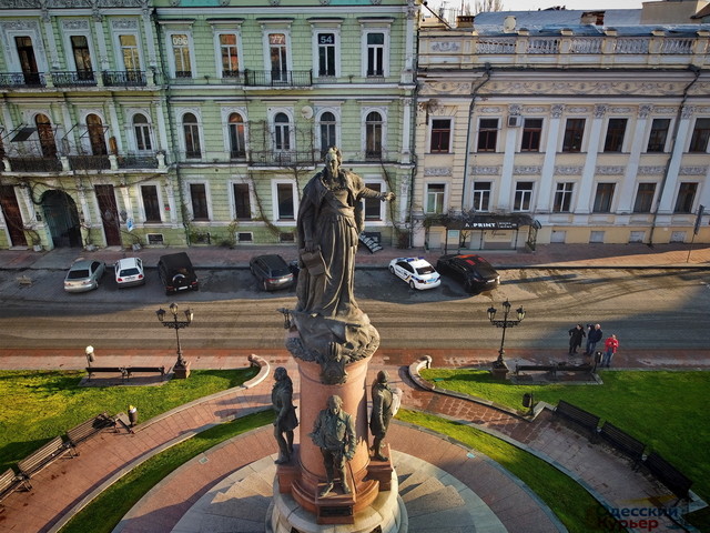 Міністерство культури вважає, що демонтувати пам'ятник російській імператриці в Одесі повинна міська влада