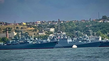 Флот росії загрожує обстрілами Одесі та втратив половину авіації (ВІДЕО)