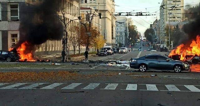 Росіяни завдали масованого ракетного удару по багатьом містам України (ВІДЕО)