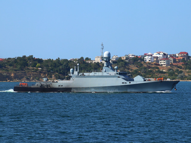 У Чорному морі залишився один корабель росії, що загрожує Одесі (ВІДЕО)