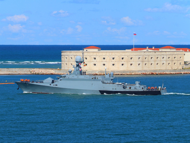 У Чорному морі загрозу для України представляють два російських кораблі (ВІДЕО)