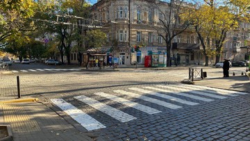 В Одесі оновили пішохідні переходи по вулиці Ніжинській