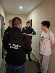 В Одесі закрили ще одну схему переправки ухилянтів за кордон з фальшивими документами