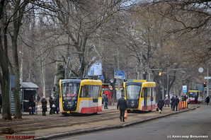 В Одесі поки що не відновлюють рух трамваїв та тролейбусів (ВІДЕО)