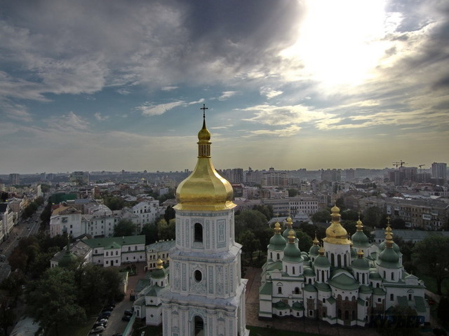 Звільнили цілу низку топ-чиновників уряду та голів обласних адміністрацій