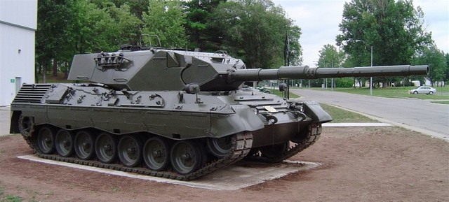 Німеччина передасть Україні 88 танків Leopard 1