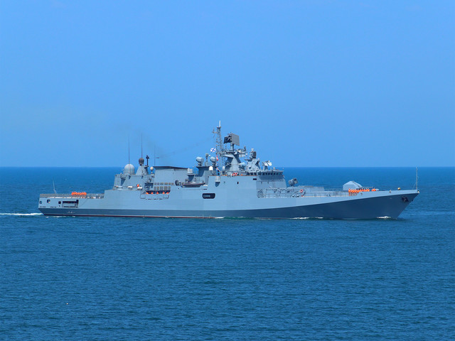 Флот росії вперше за кілька днів вивів у море ракетоносець для загрози Одесі