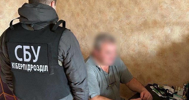 В Одесі СБУ затримала ворожого інформатора, який коригував ракетні удари по місту