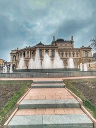 В Одесі запустили фонтани (ФОТО)