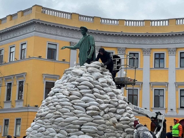 11 фактів: як в Одесі встановили пам'ятник Дюку