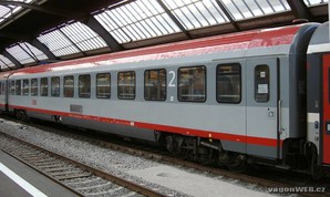 Запускають зручний залізничний маршрут до Австрії