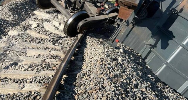 Залізницю до Севастополя в окупованому Криму підірвали партизани (ВІДЕО)