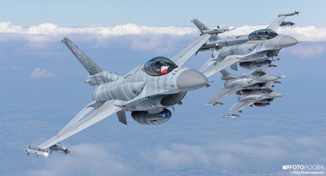 Українські пілоти вже навчаються на F-16