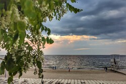 В Одесі показали море перед штормом