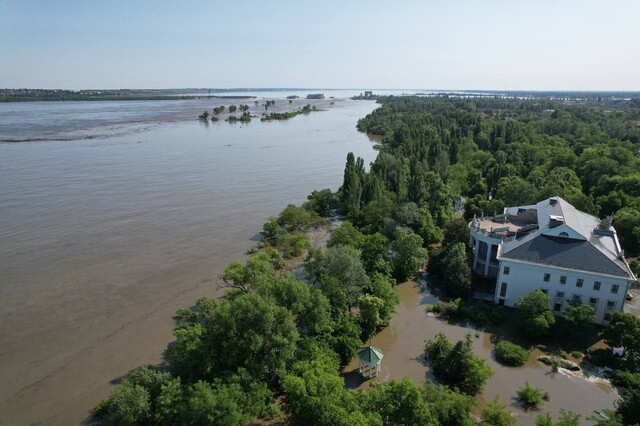 Підрив Каховської ГЕС вже розслідують як військовий злочин росіян