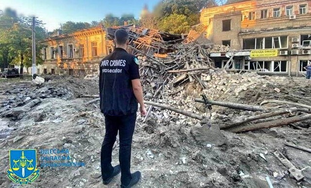 В Одесі тимчасово перекрита вулиця Приморська