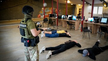 Поліція закрила два кол-центри шахраїв в Одесі