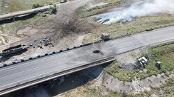 ЗСУ блокують Крим ударами по мостам