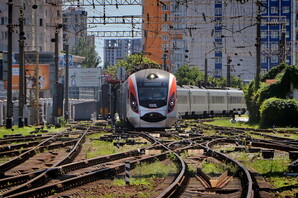 Через ремонт залізниці у Польщі тимчасово скасовують деякі пасажирські поїзди до Перемишля
