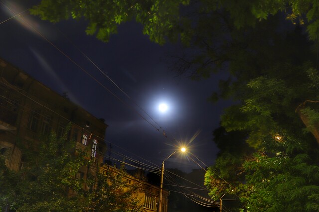 Одесити могли бачити "блакитний місяць"