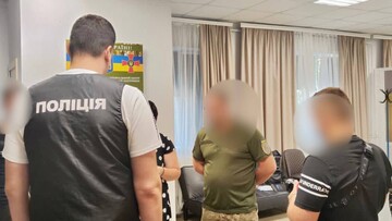Військкома в Одеській області затримали за вимагання хабаря