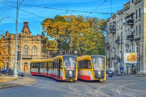 В Одесі відновили роботу трисекційних трамваїв (ВІДЕО)