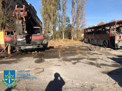 Під Одесою показали наслідки удару по судноремонтному заводу