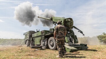 Франція фінансує закупівлю озброєння для України