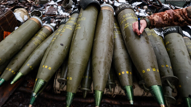 Україна отримує менше боєприпасів для артилерії через нову війну в Ізраїлі
