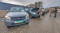 В Одесі благодійний фонд передав армії чергову партію пікапів