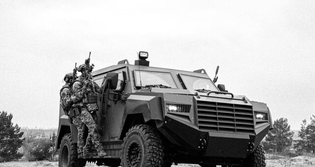 В армії України вже 1000 канадських бронемашин