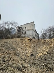 В Одесі три ворожі ракети влучили у житлові будинки