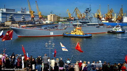 Десантний корабель Цезар Куніков в Одесі
https://www.youtube.com/watch?v=vfCnFJRKc1w