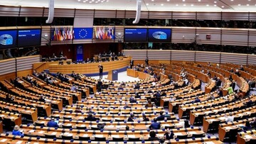 Європарламент закликав всі країни Європи надати далекобійну зброю Україні