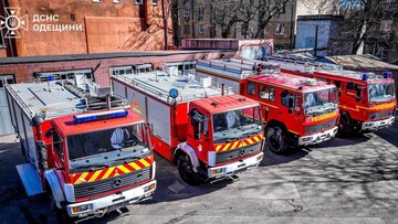 Одеські пожежники отримали 4 потужні спецмашини