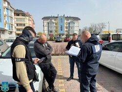 В Одеській і Запорізькій областях затримали посадовців, які брали хабарі з експортерів зерна