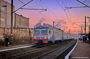 Залізниця зазнає збитків від приміських перевезень