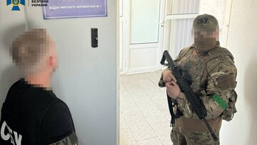 В Одеській області затримали митника на хабарі